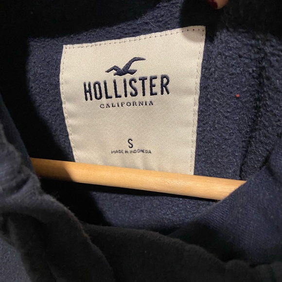 Hollister Pink Cursive Logo Hoodie - Picture 3 of 3